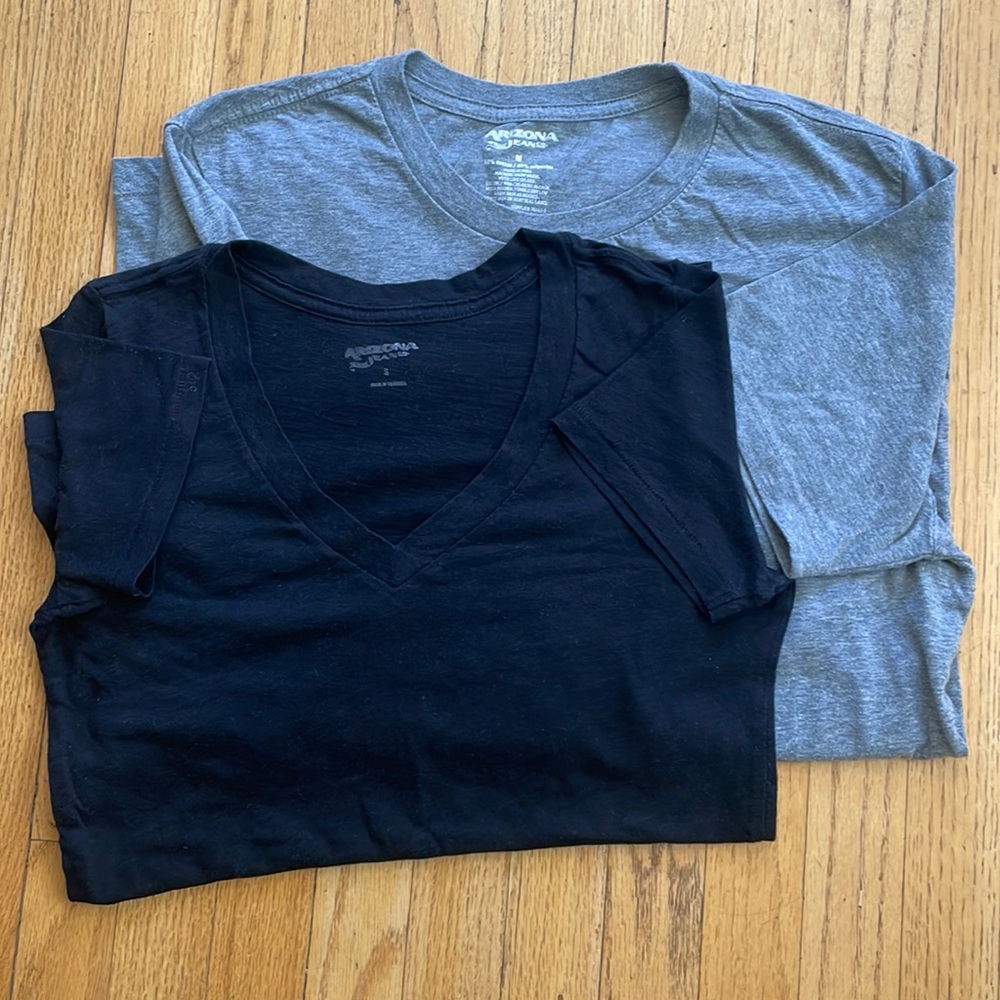 Two Arizona Jean T Shirt Bundle